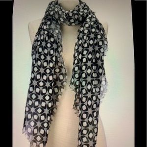 Mod Summer Scarf in Black & White